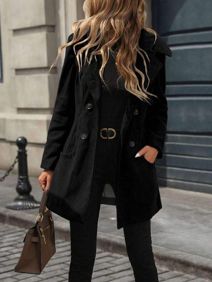 Damen Jacke mit großen Knöpfen, Reverskragen und Taschen