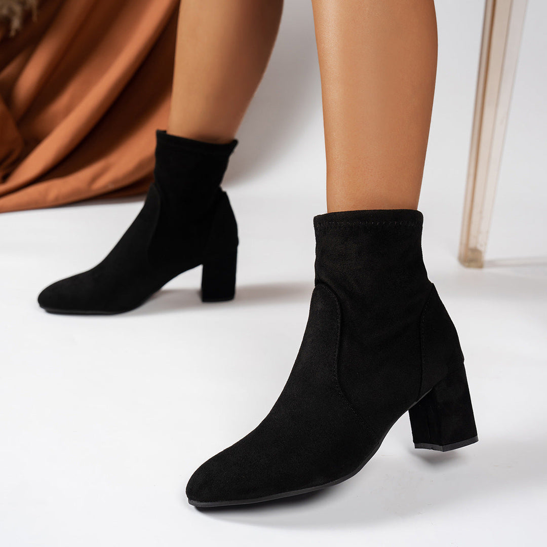 Damen Stiefeletten aus Wildleder mit Blockabsatz und gepolsterter Innensohle