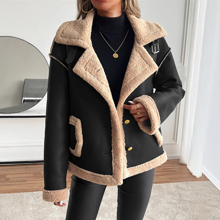 Damen Teddyfelljacke mit Knopfleiste und Seitentaschen
