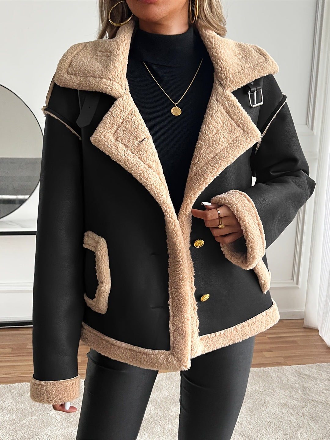Damen Teddyfelljacke mit Knopfleiste und Seitentaschen