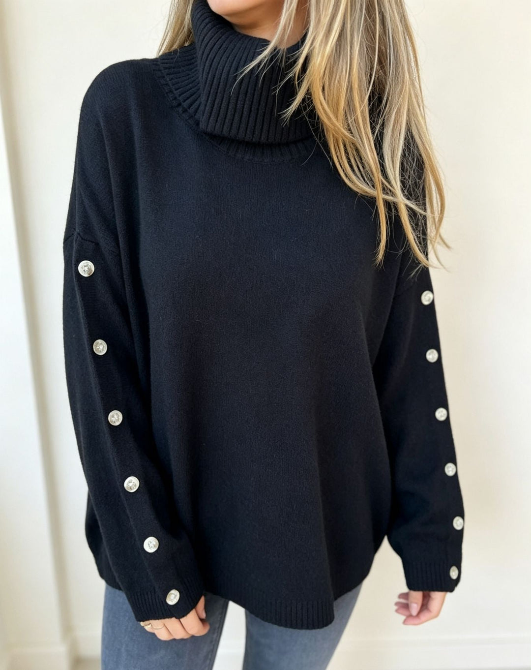 Mara | Damen Oversized Langarm-Turtleneck-Pullover mit Knöpfen