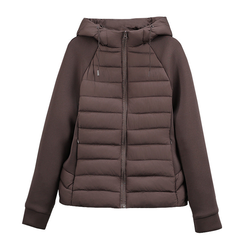 Damen leichte Hybrid-Steppjacke mit Kapuze und elastischen Ärmelpaneelen