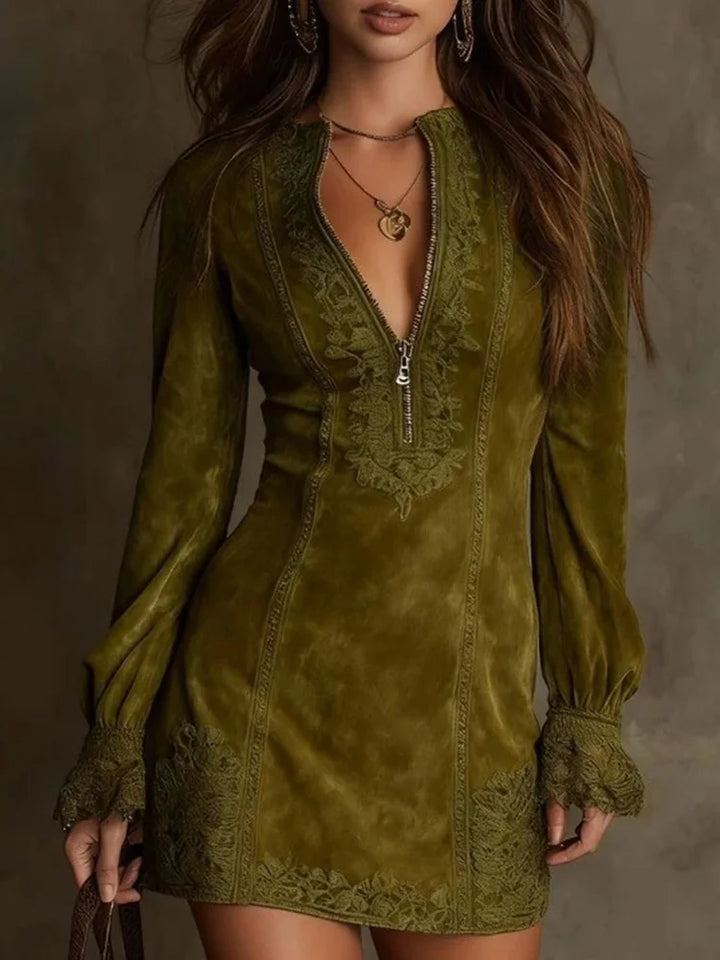 Schickes kurzes Wildleder-Lace-Kleid - Elegant & Feminin