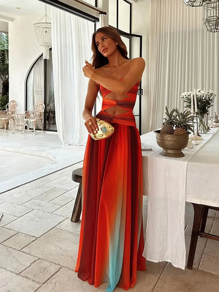 Solaria Flowy Open-Back Maxi Kleid