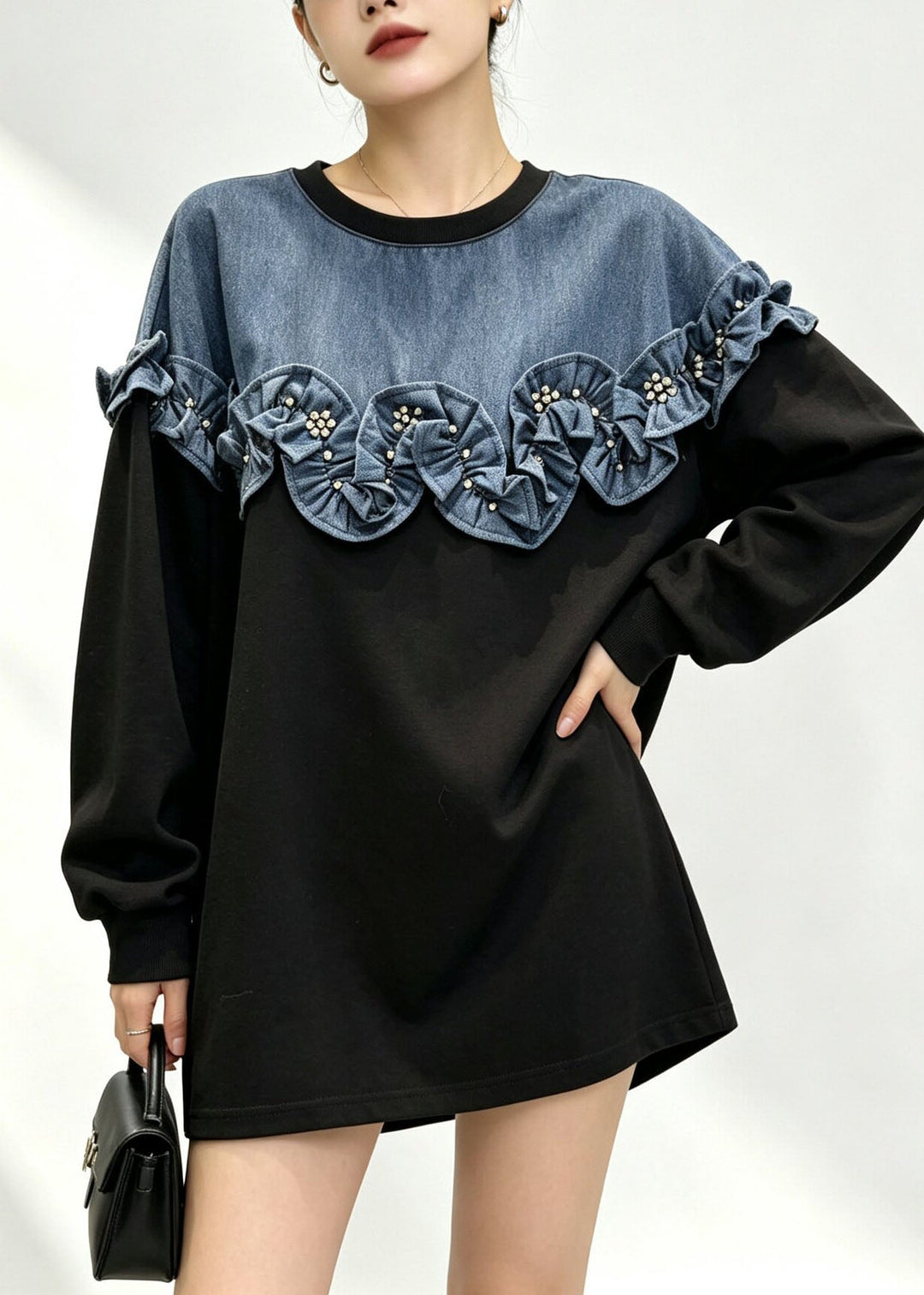 Women's sweater with ruffles and a crew neck