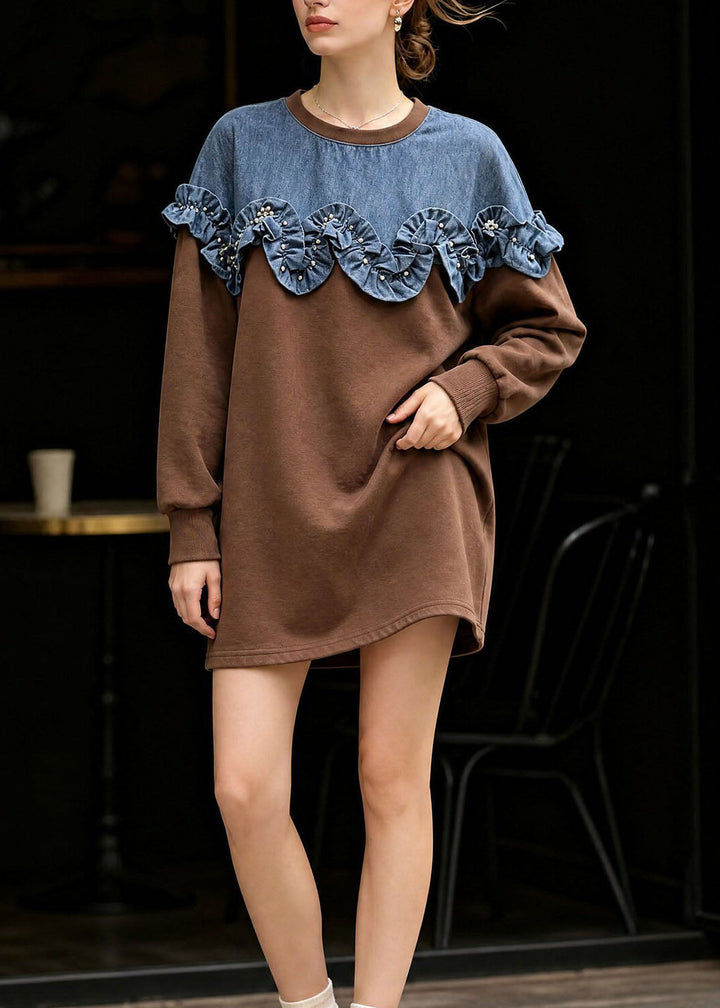 Women's sweater with ruffles and a crew neck