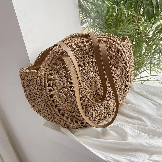 Arnora | Runde Geflochtene Handtasche mit Kunstledergriffen
