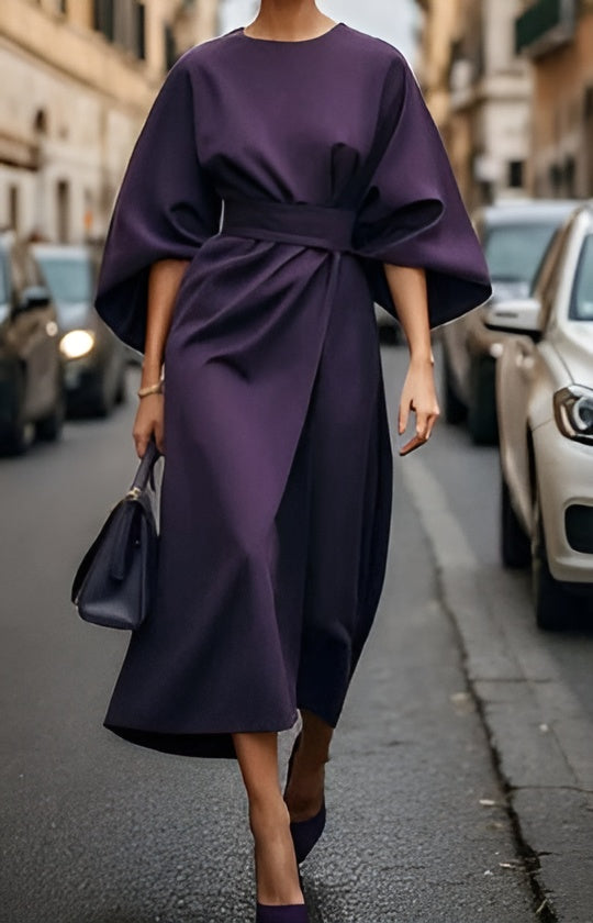 Lissey - Minimalistisches Gürtel-Luxuskleid
