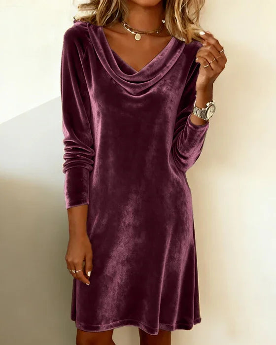 Frosina - Lässiges Velourkleid mit entspannter Passform