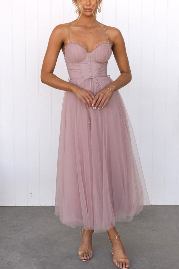 Zeitgenössisches Prinzessinnen-Maxi-Kleid mit Trägern für Partys