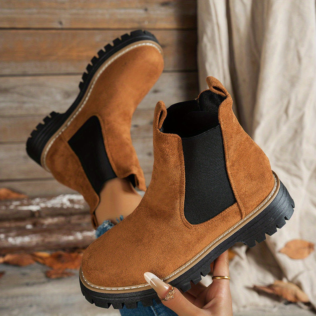 Mehetabel | Women's Chelsea ankle boots with lug soles