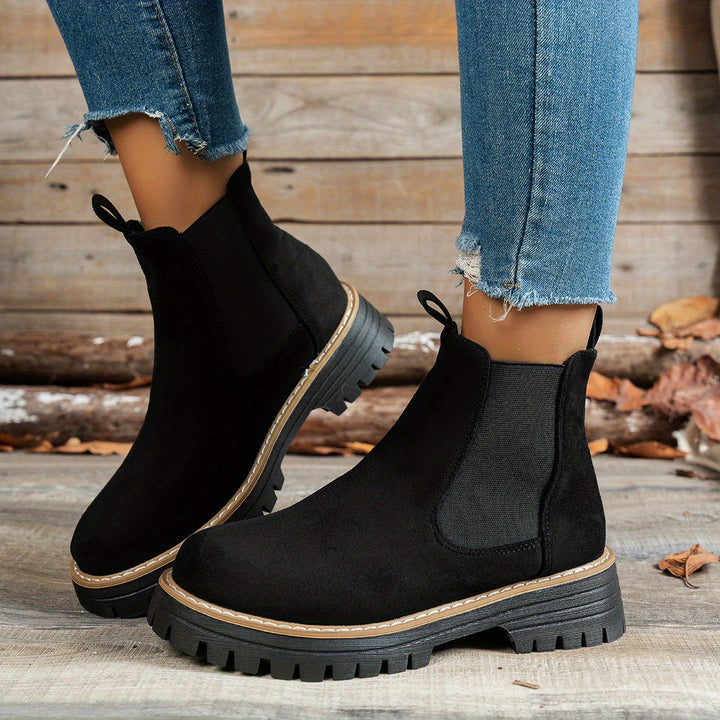 Mehetabel | Women's Chelsea ankle boots with lug soles