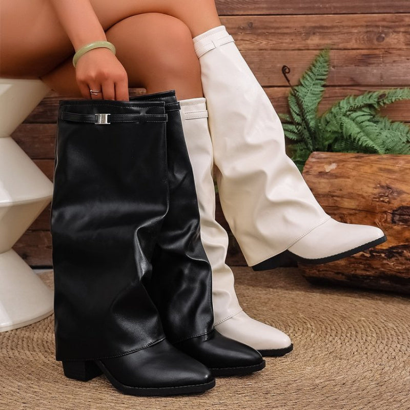 Odette | Damen knielange Schlupfstiefel mit Spitzennase und metallischem Detail
