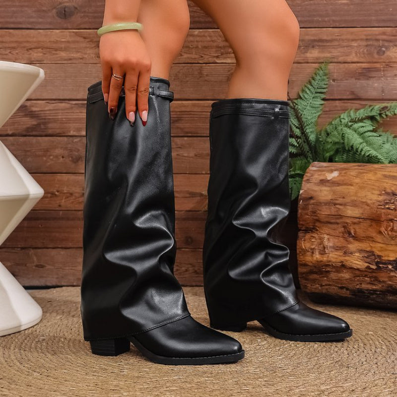 Odette | Damen knielange Schlupfstiefel mit Spitzennase und metallischem Detail