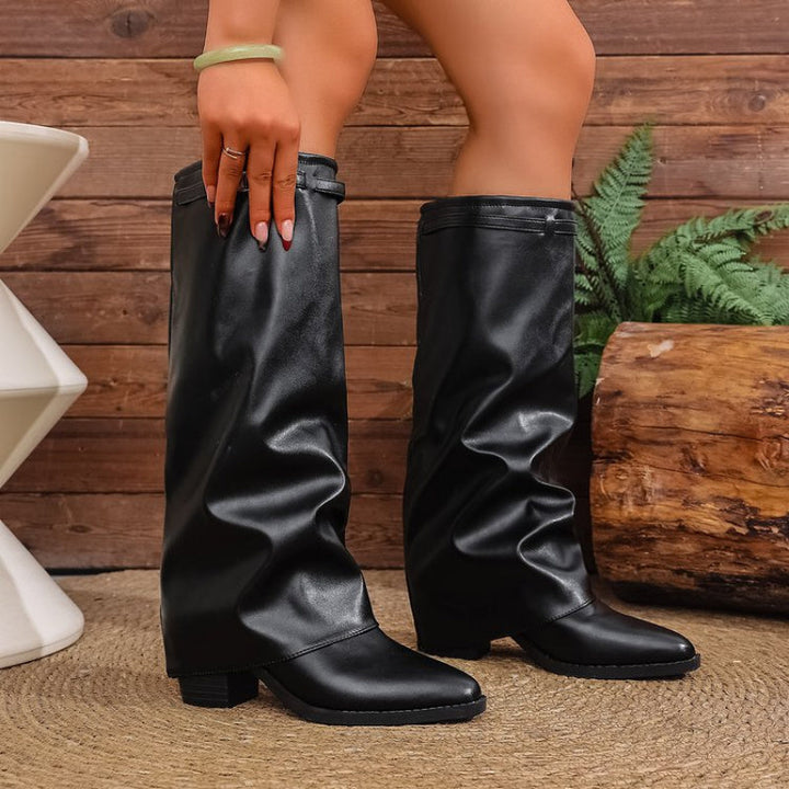 Odette | Damen knielange Schlupfstiefel mit Spitzennase und metallischem Detail