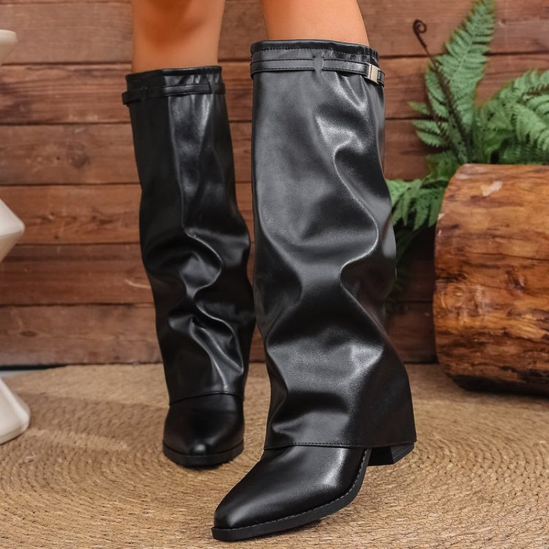 Odette | Damen knielange Schlupfstiefel mit Spitzennase und metallischem Detail