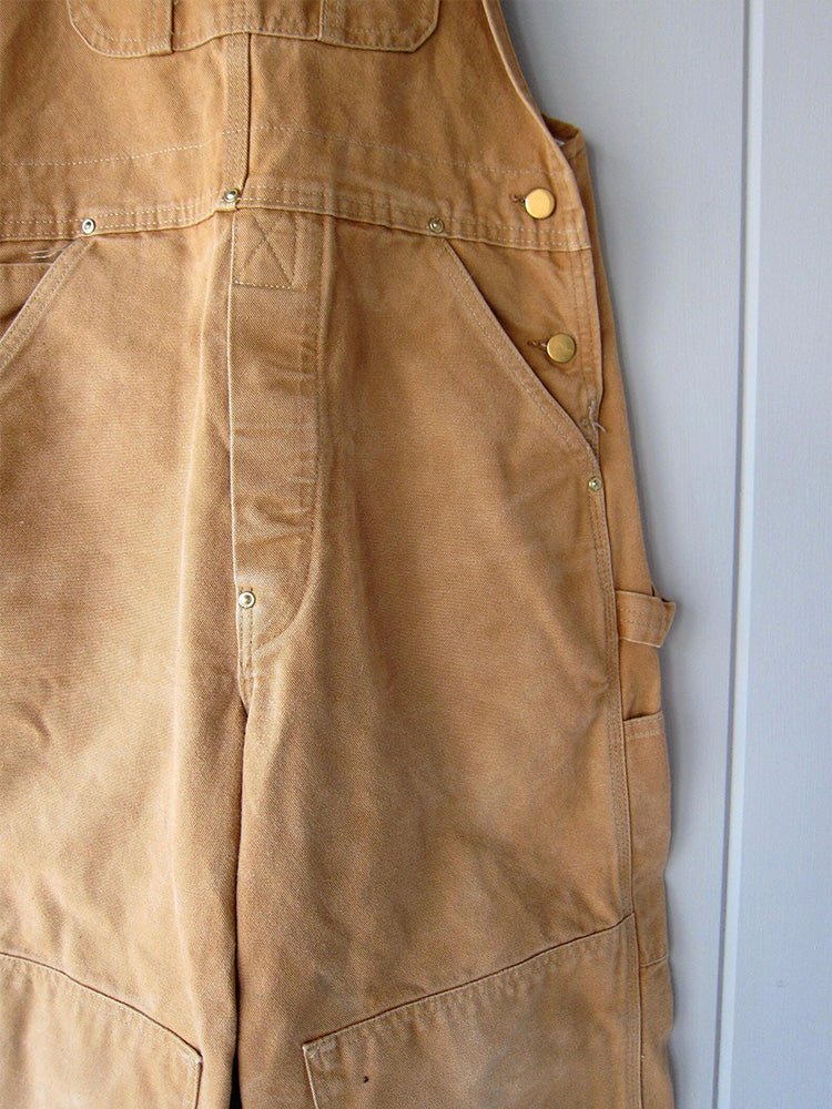 Damen-Latzhosen mit Taschen und Knöpfen