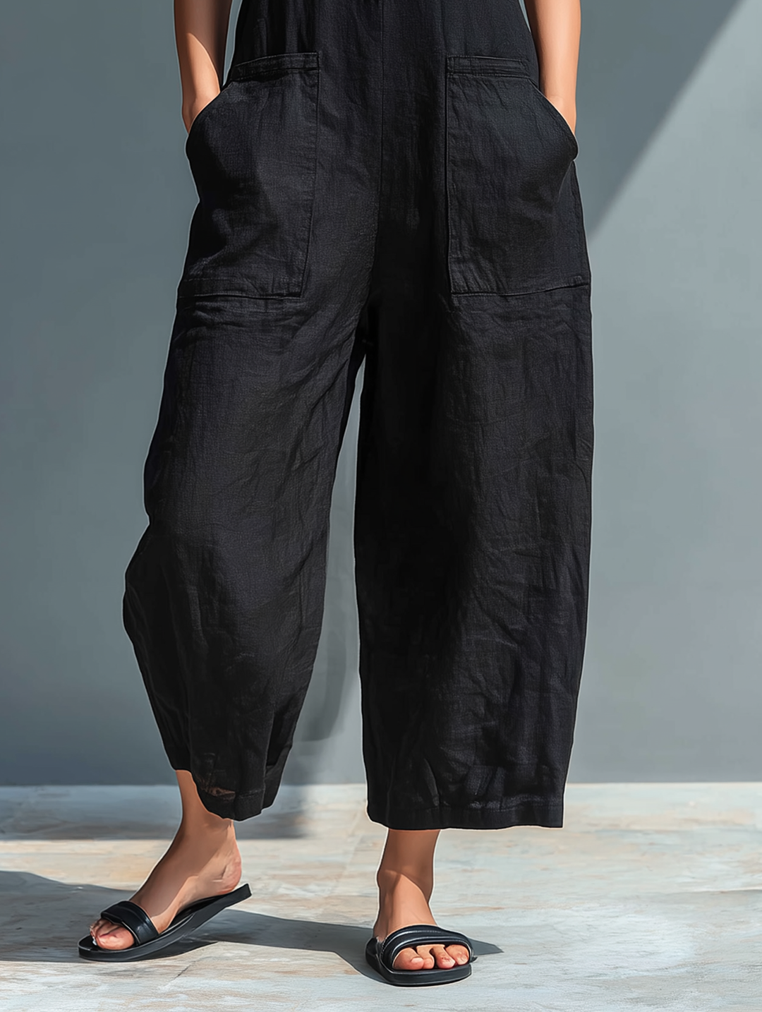 Minimalistischer Damen-Jumpsuit mit Stehkragen, Knopfleiste und lässiger, lockerer Passform