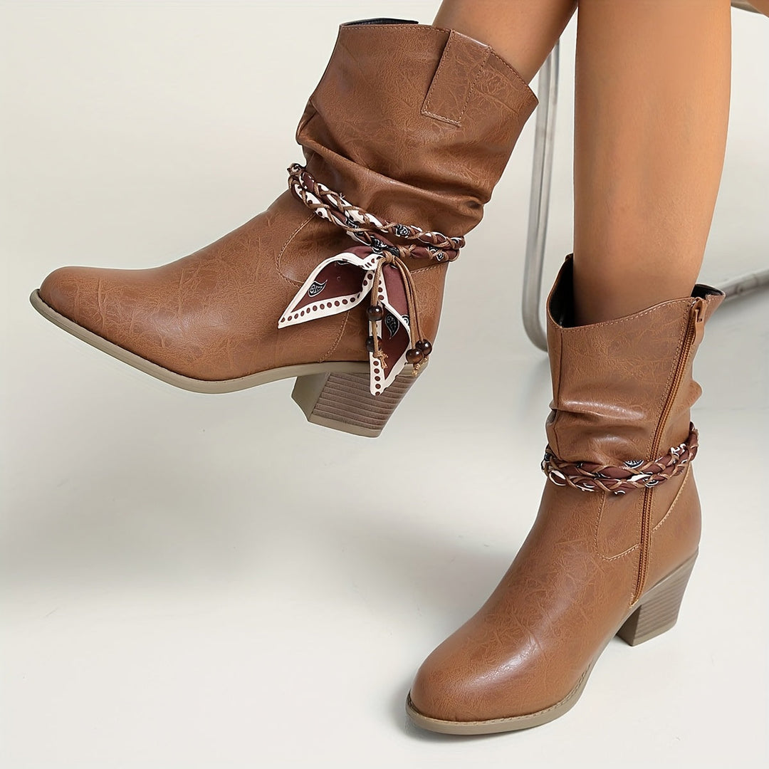 Idunn | Damen Stiefelette in Raffoptik mit Wickeldetail im Westernstil