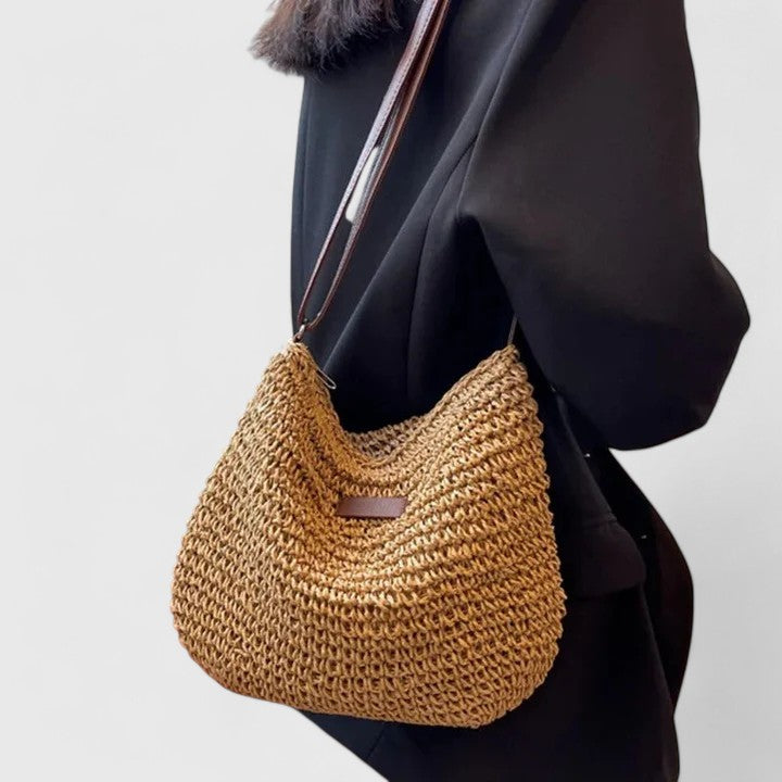 Kathy | Elegante Schultertasche mit verstellbaren Trägern
