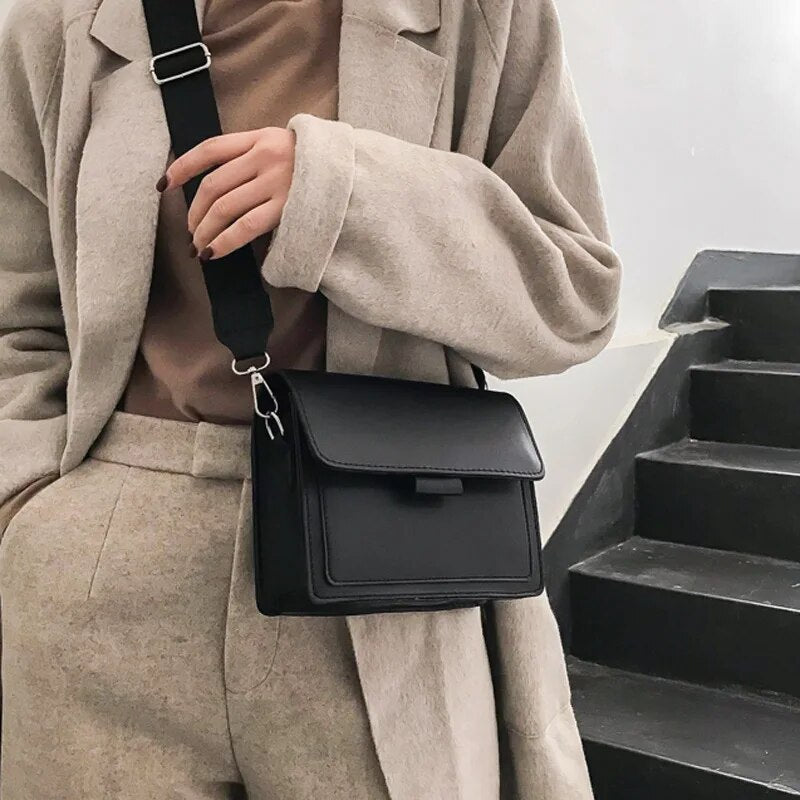 Othilie | Schlanke Tasche mit modernem Eleganz