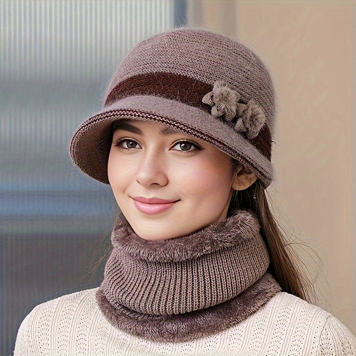 Gestricktes Winterset für Damen mit Mütze, Schal und Handschuhen