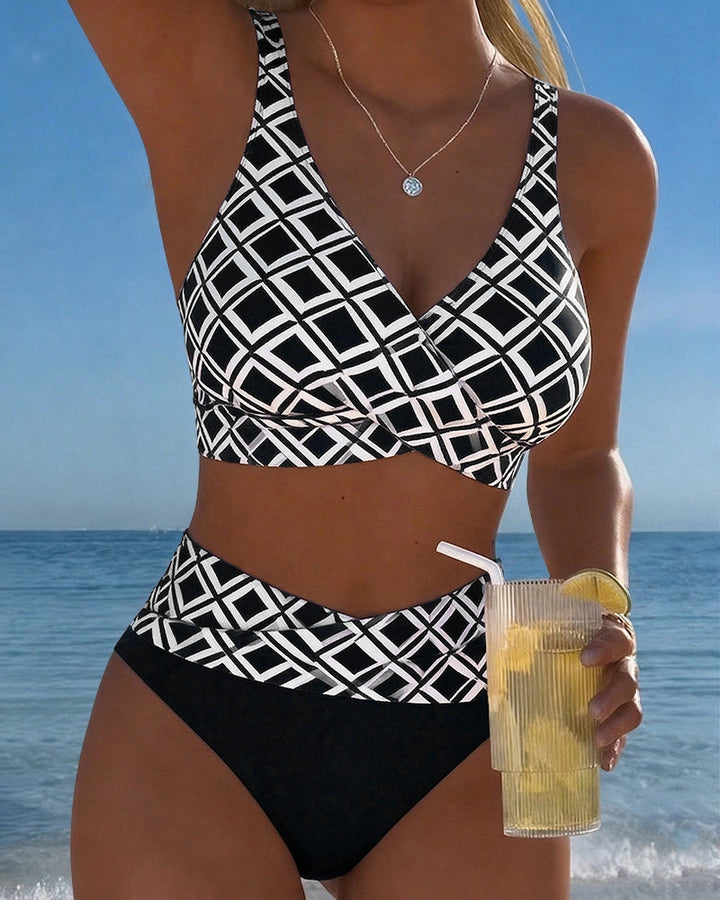 Martina | Bikini kariert mit drahtfreiem BH und hochgeschnittener Unterhose