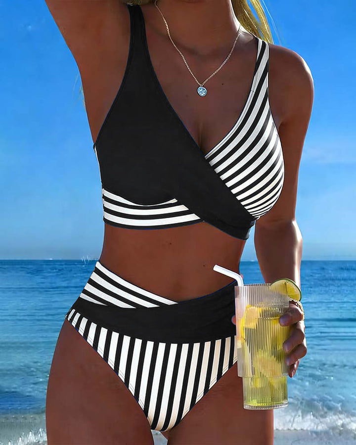 Giulia | Damen gestreifter Bikini mit V-Ausschnitt