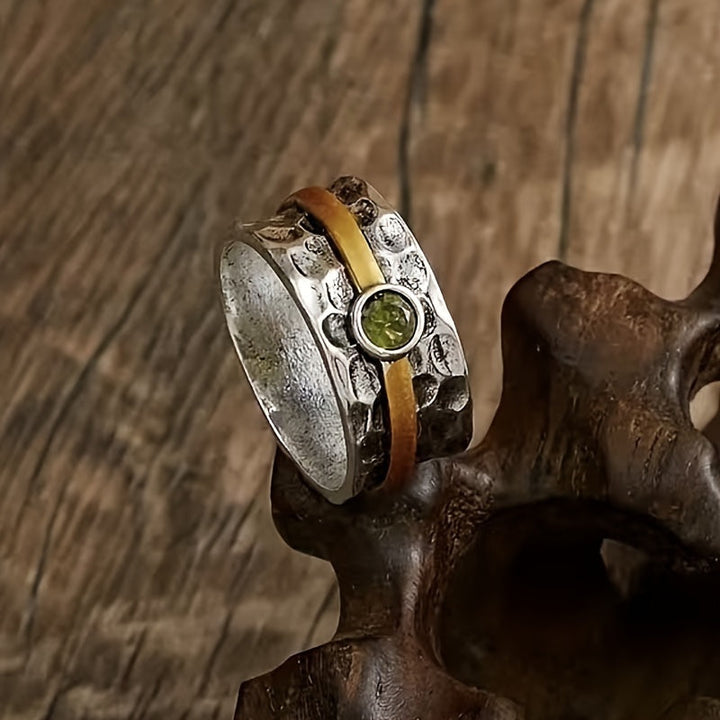 Eleganter grüner Zirkonia-Ring