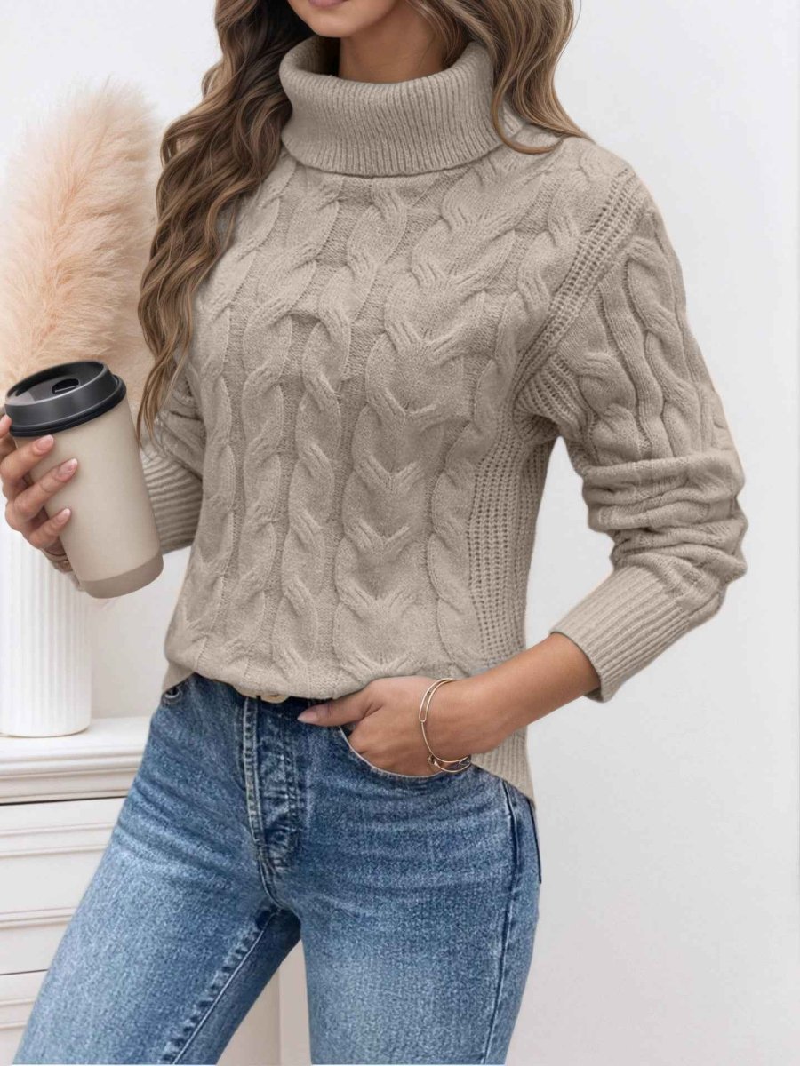 Maglione da donna a collo alto e maniche lunghe