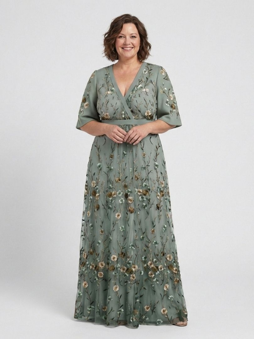 Evadne | Besticktes V-Ausschnitt Maxikleid