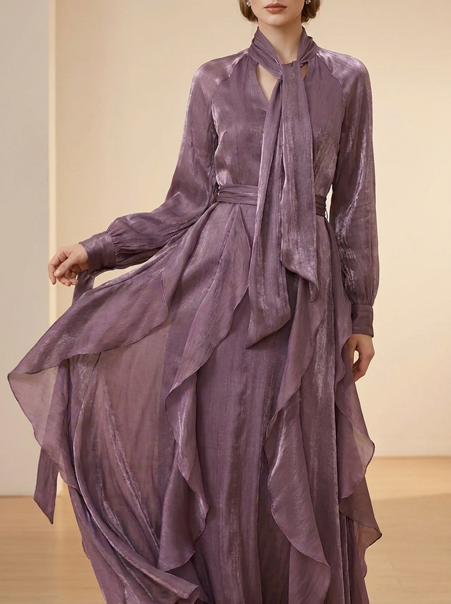 Demetria | Rüschendetail Maxikleid mit Bindeband
