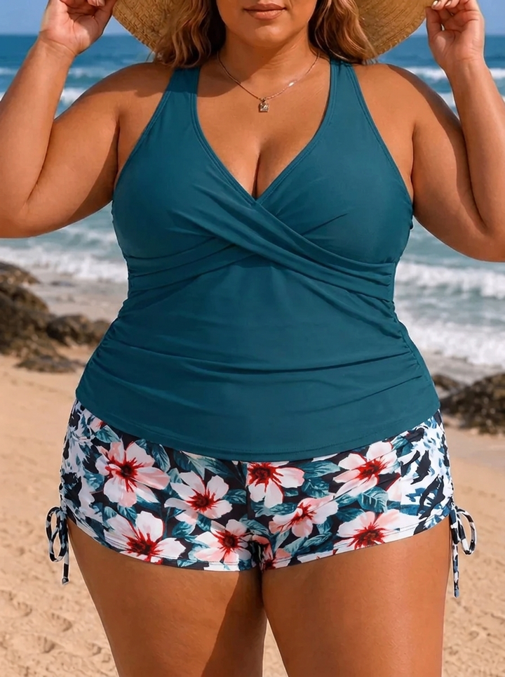 Gabby | Damen-Tankini in Übergröße mit Rippstrick und bedruckten Shorts