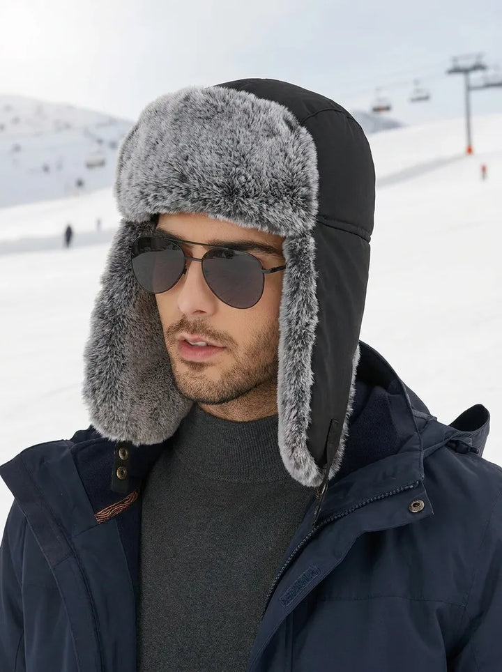 Gefütterte Wintermütze mit Ohrenklappen, wasser- und winddicht