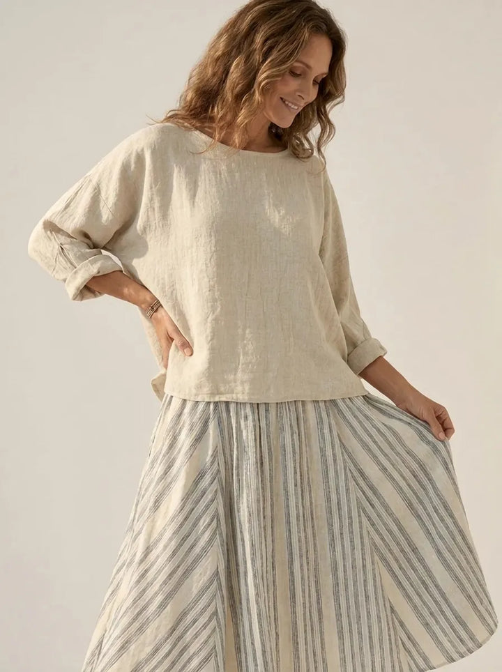 Aurora – bequeme Bluse und gestreifte Midi-Rock