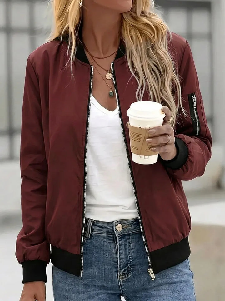 Chaqueta bomber para mujer con bolsillos prácticos y cremallera