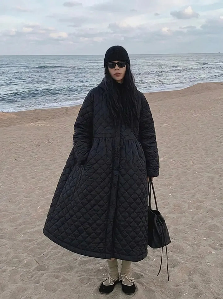 Damen Oversize-Steppmantel in Maxilänge mit Rautensteppung