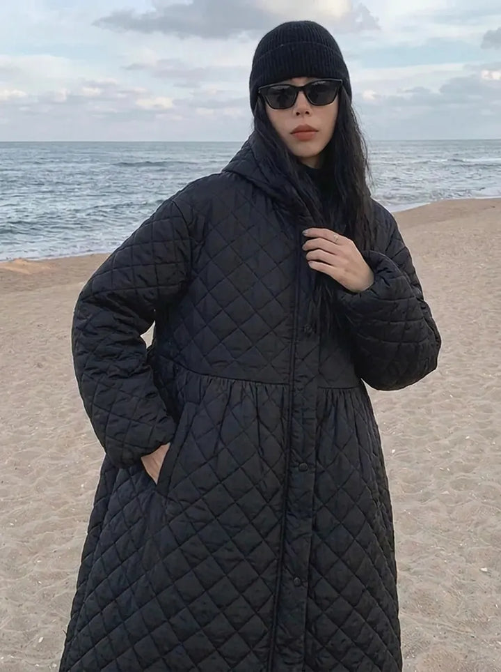 Damen Oversize-Steppmantel in Maxilänge mit Rautensteppung