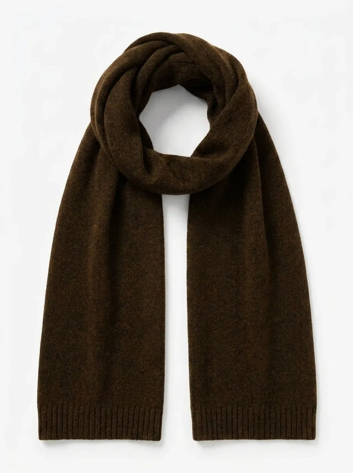 Cashmere scarf with elegant lines