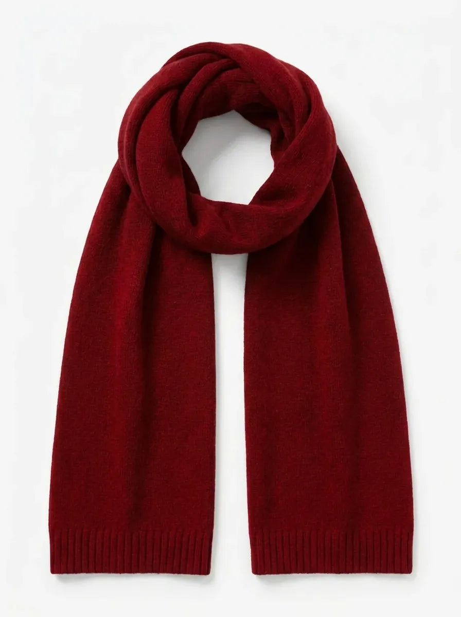 Cashmere scarf with elegant lines