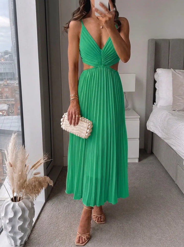 Elsa | Elegant pleated maxi dress