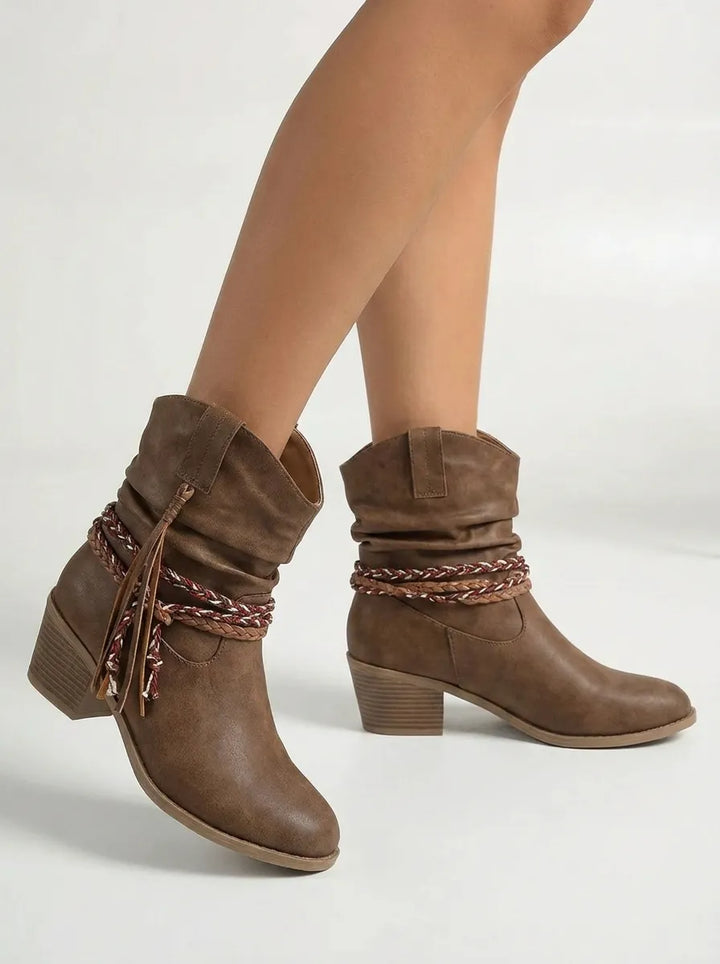 Idunn | Bottines pour femme en similicuir froissé avec détail enveloppant style western