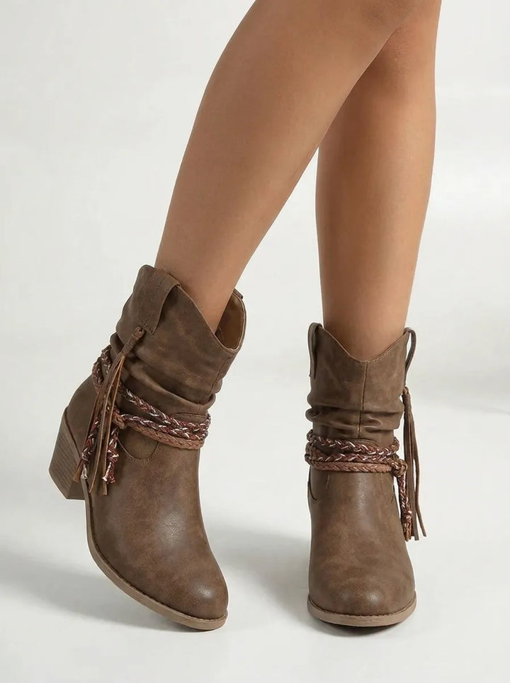 Idunn | Bottines pour femme en similicuir froissé avec détail enveloppant style western