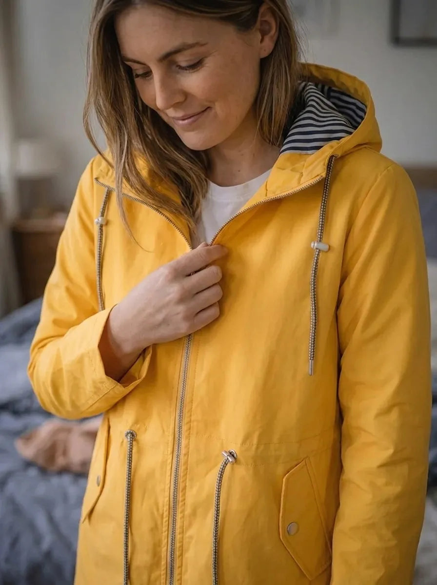 Damen Regenjacke mit langen Ärmeln, Kapuze und Taschen