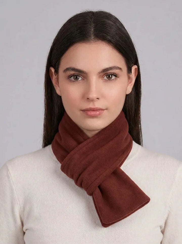 Langer Gestrickter Unisex Schal mit Rippenstruktur