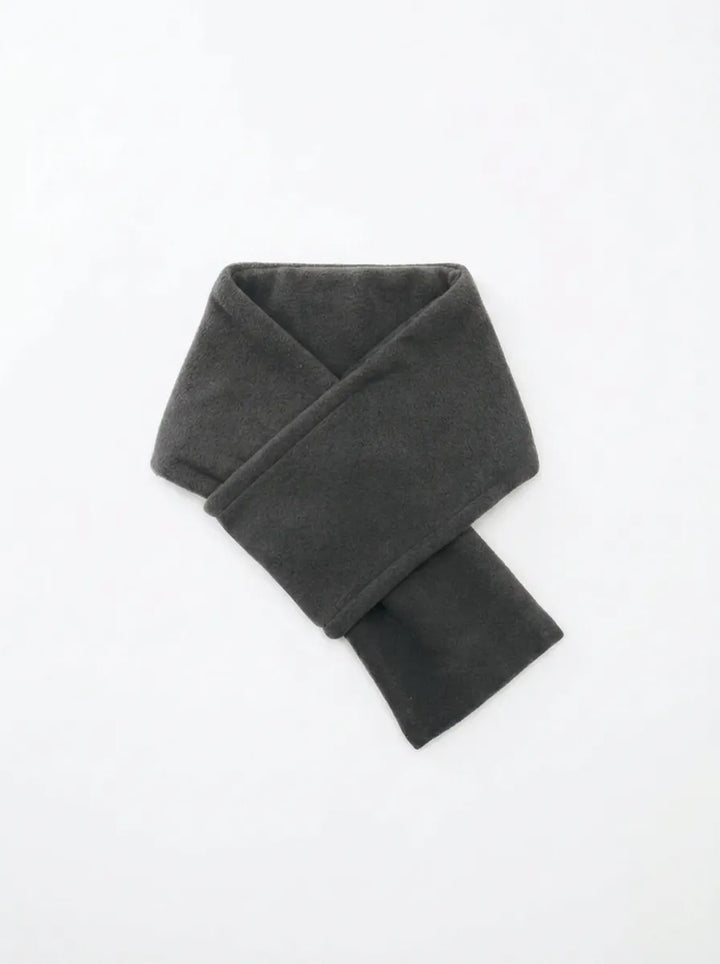 Langer Gestrickter Unisex Schal mit Rippenstruktur
