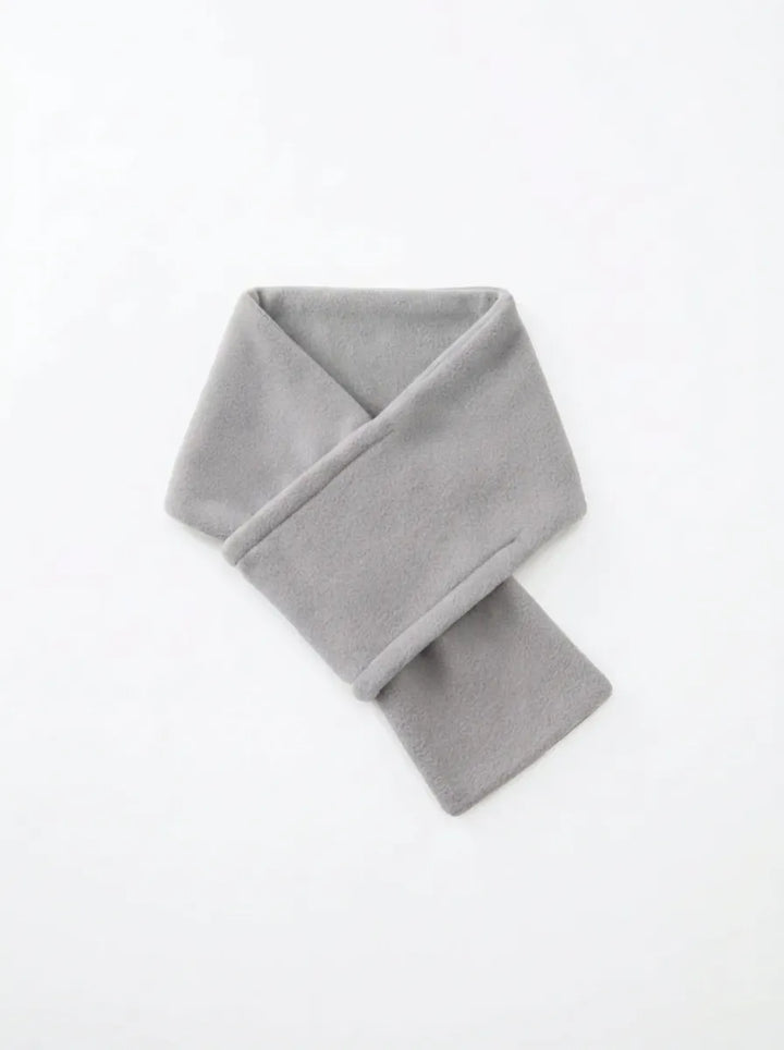 Langer Gestrickter Unisex Schal mit Rippenstruktur