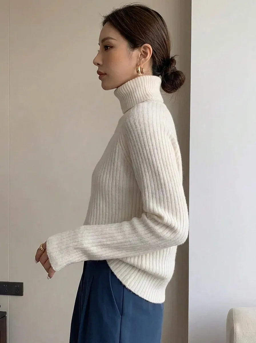 Audrey - Gestrickter Rollkragenpullover