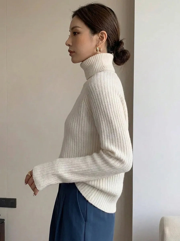 Audrey - Gestrickter Rollkragenpullover