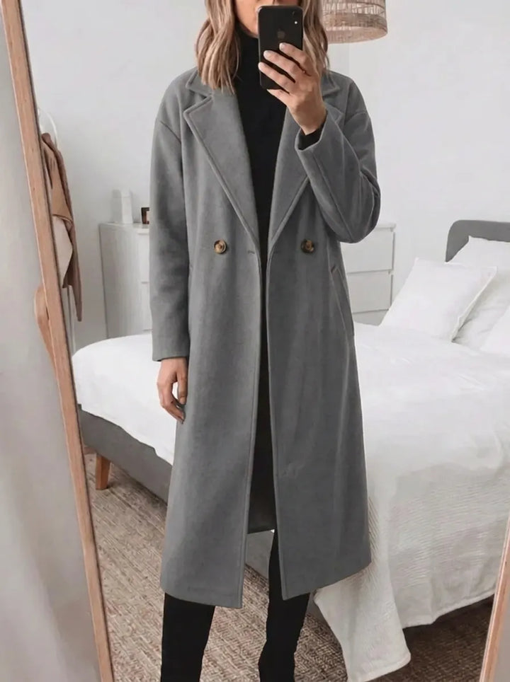 Women’s Oversized Coat with Notched Lapels and Double-Breasted Button Closure
